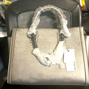 New never used/worn silver JustFab Purse